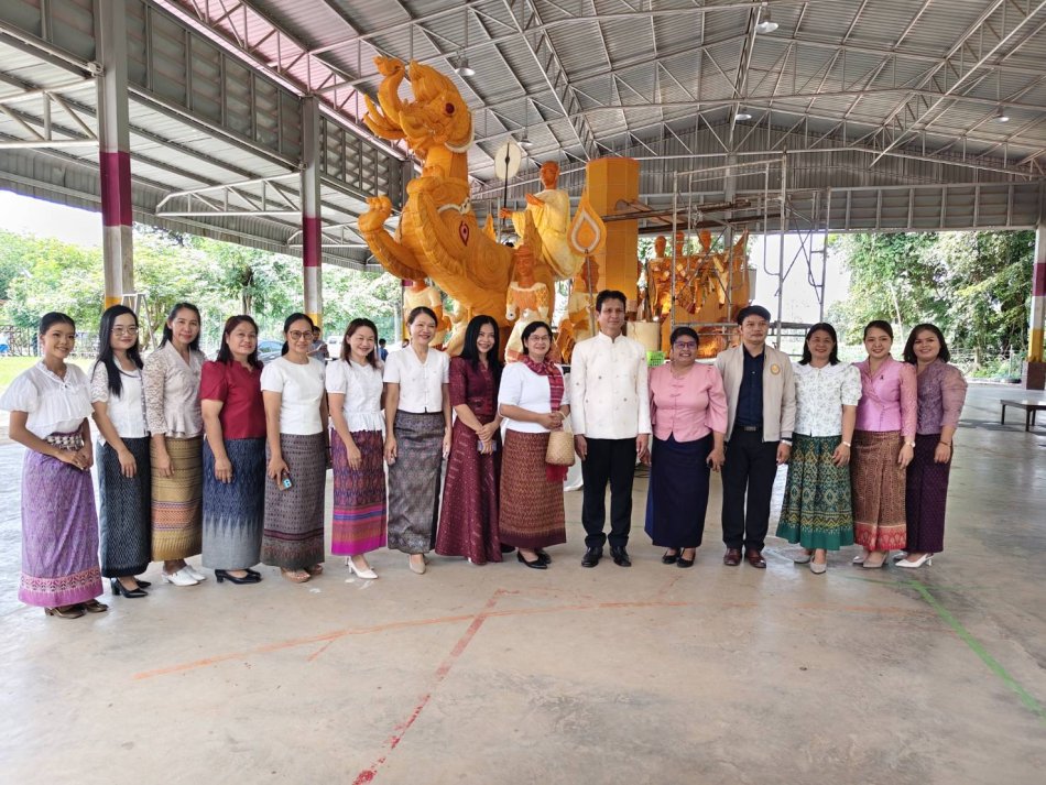 นิทรรศการภูมิปัญญาท้องถิ่นการจัดทำต้นเทียนโบราณ 